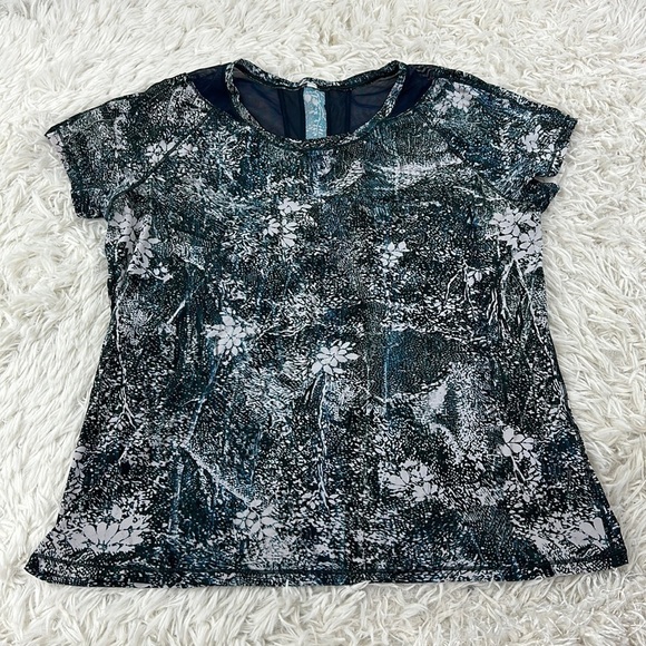 Lululemon Seek The Heat Short Sleeve Wildwood White Multi / Nocturnal Teal - Picture 1 of 5